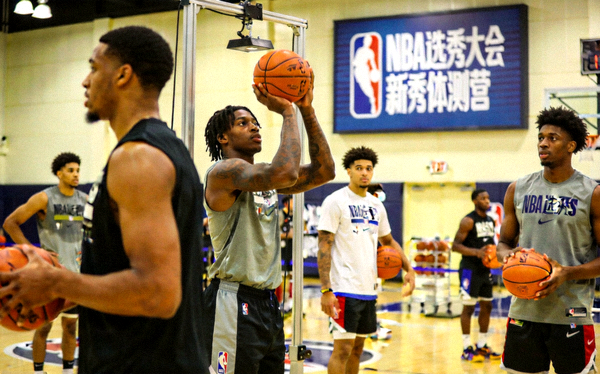 NBA选秀大会新秀球员体测与训练营现场配图